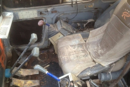 **520,000 บ.ต่อรอง/// แบคโฮ MARK 3 SK200 เก๋งเทา **ขาย KOBELCO MARK 3 SK200 แบคโฮ ยอดนิยม ราคาเบาๆ HYD.EXCAVATOR KOBELCO MARK-3 SK200 S/N18,xxx เก๋งเทาแท้ เครื่องเดิม ปั้มเดิม แน่น แรงดี ทำงานดี เร็ว ไม่โหลดครับ เครื่อง 6D31-6สูบ แน่น ไม่เยิ้ม ปั้มK3V แรง