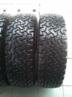 BF All USA. 30/9.5/15 ปี13 สภาพดีมาก น้องๆของใหม่ 1ชุด