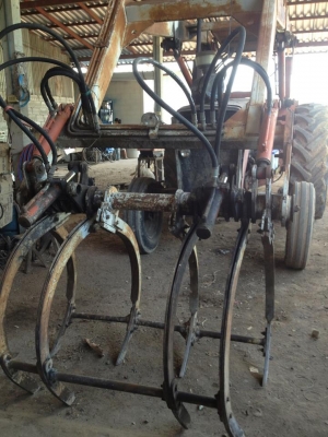 รถคีบพร้อมใช้งานราคาถูก ติดต่อ0947626338 กี้ครับ