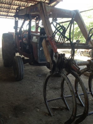 รถคีบพร้อมใช้งานราคาถูก ติดต่อ0947626338 กี้ครับ