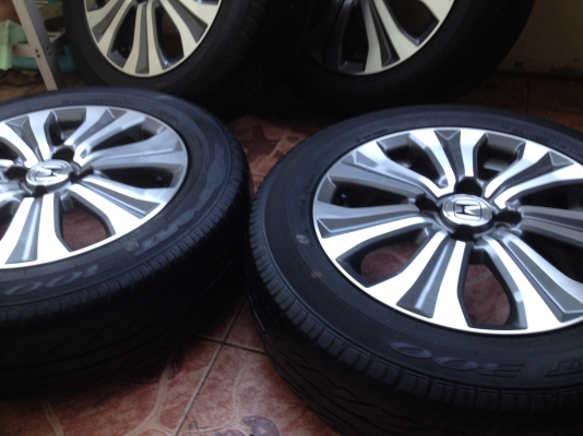 ขายล้อแม็ก HONDA FREED พร้อมยาง 195 55 15 ขายล้อแม็ก HONDA FREED พร้อมยาง 195 55 15