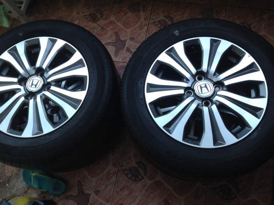 ขายล้อแม็ก HONDA FREED พร้อมยาง 195 55 15