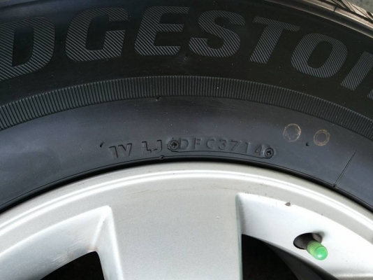 ล้อ fortuner,vigo preruner ขอบ16 ยาง บริสโตน 265 70 16 ปี2014