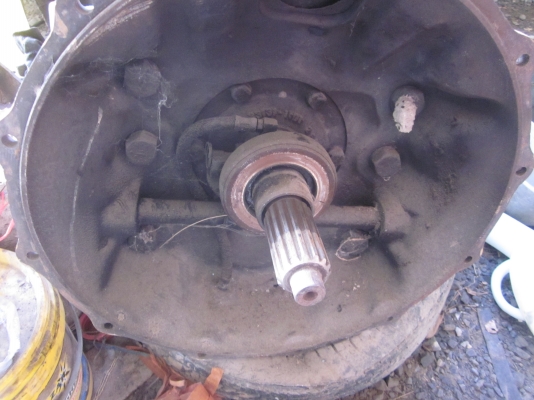 ขายเกียร์ 9รอบของhinoเสื้อตัวy ราคา42000