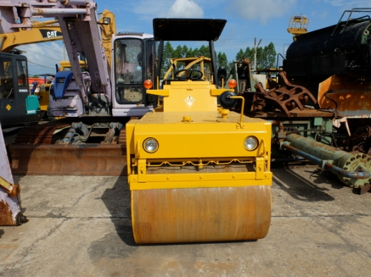 ขาย รถบดสั่นสะเทือนขนาดเล็ก SAKAI SG25 เก่านอก 300,000 TEL : 087-0339334 (อ็อฟ) ขาย รถบดสั่นสะเทือนขนาดเล็ก SAKAI SG25 เก่านอก 300,000 TEL : 087-0339334 (อ็อฟ)