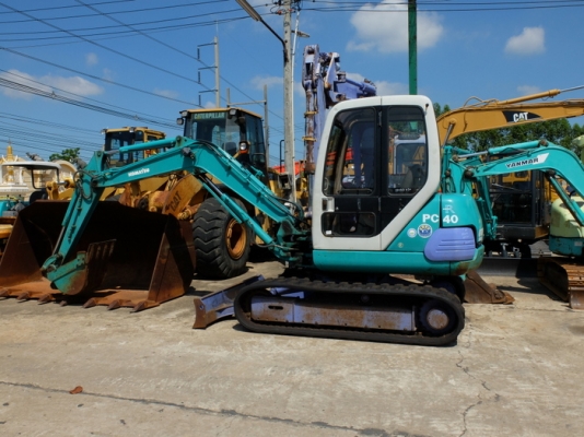 ขาย รถขุดเล็ก KOMATSU PC40-7 เก่านอกเดิมๆ 580,000 TEL : 087-0339334 (อ็อฟ)