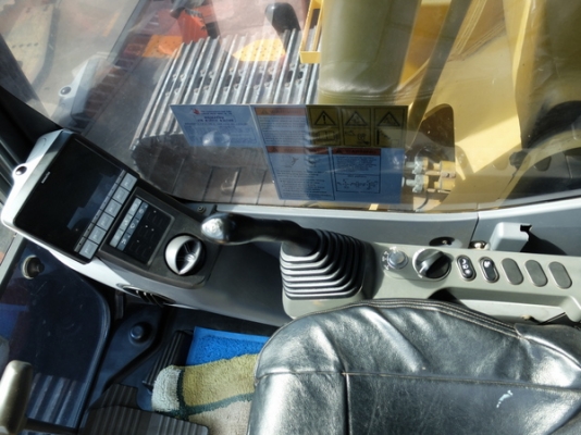 ขาย รถขุด KOMATSU PC200-8 สวยๆเดิมๆ 2,200,000 TEL : 087-0339334 (อ็อฟ) ขาย รถขุด KOMATSU PC200-8 สวยๆเดิมๆ 2,200,000 TEL : 087-0339334 (อ็อฟ)