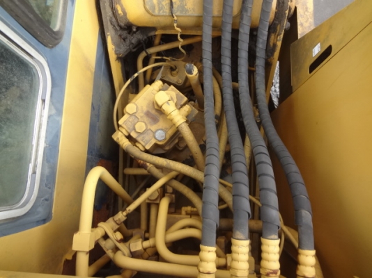 ขายด่วนKOMATSU PC60-5 มาใหม่  เก่าญี่ปุ่น  สภาพสวย  พร้อมใช้  สนใจโทร 089-7462641  สุวรรณี  จ้า