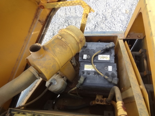 ขายด่วนKOMATSU PC60-5 มาใหม่  เก่าญี่ปุ่น  สภาพสวย  พร้อมใช้  สนใจโทร 089-7462641  สุวรรณี  จ้า