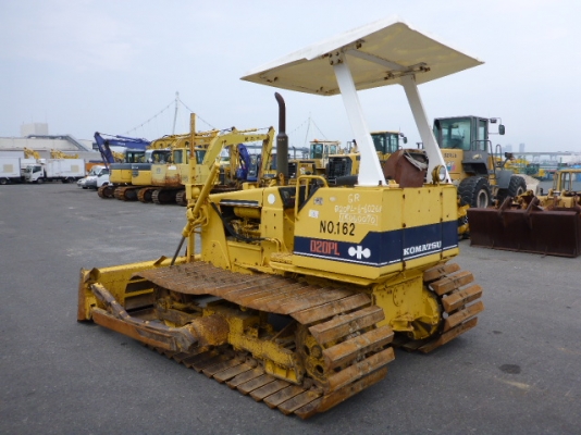ขายด่วน KOMATSU D20PL-6 เก่าญี่ปุ่น  มาใหม่ สภาพสวย  พร้อมใช้  สนใจโทร  089-7462641  สุวรรณีจ้า