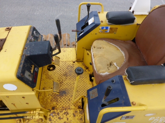 ขายด่วน KOMATSU D20PL-6 เก่าญี่ปุ่น  มาใหม่ สภาพสวย  พร้อมใช้  สนใจโทร  089-7462641  สุวรรณีจ้า