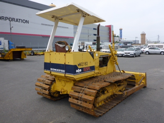 ขายด่วน KOMATSU D20PL-6 เก่าญี่ปุ่น  มาใหม่ สภาพสวย  พร้อมใช้  สนใจโทร  089-7462641  สุวรรณีจ้า
