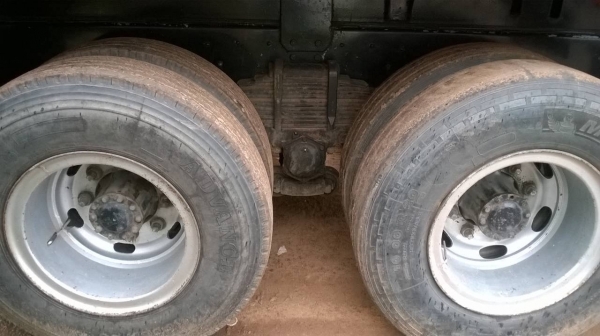 ขาย 10 ล้อดั้ม HINO FM3M มีระบบลำโพงลากพ่วง เครื่องเดิม M10C 240 แรงม้า เกียร์เดิม สโลว์เดิม แอร์เย็น ทะเบียนพร้อมโอนครับ