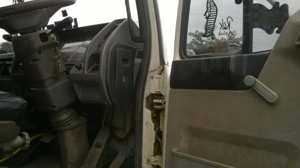 ขาย 10 ล้อดั้ม HINO FM3M มีระบบลำโพงลากพ่วง เครื่องเดิม M10C 240 แรงม้า เกียร์เดิม สโลว์เดิม แอร์เย็น ทะเบียนพร้อมโอนครับ