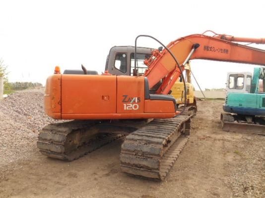 ขายด่วน HITACHI  ZX 120 มาใหม่  เก่าญี่ปุ่น  ยังไมเคยใช้งานในไทย    สภาพสวยพร้อมใช้   สนใจโทร  089-7462641  สุวรรณี  จ้า