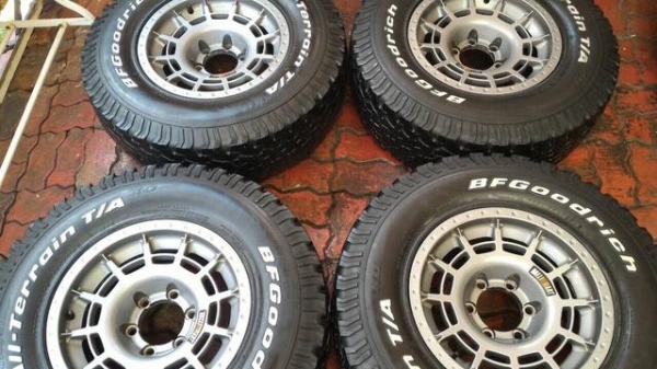 ขายล้อแท้ Rally Art ขอบ 16 พร้อมยาง BF ขายล้อแท้ Rally Art ขอบ 16 พร้อมยาง BF