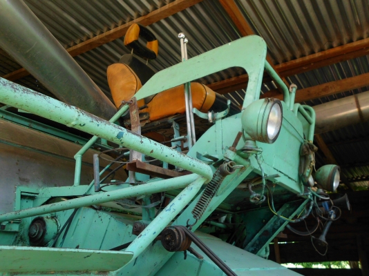 ขายรถเกี่ยวข้าว ไทยเจริญ อุ้ม2.5ตัน เครื่องฮีโน่ 220เทอร์โบ ตัวเดิน 12 ปั้มคู22 สนใจโทร 0808255385,0810707634ฉลาดศิลป์ ขายรถเกี่ยวข้าว ไทยเจริญ อุ้ม2.5ตัน เครื่องฮีโน่ 220เทอร์โบ ตัวเดิน 12 ปั้มคู22 สนใจโทร 0808255385,0810707634ฉลาดศิลป์