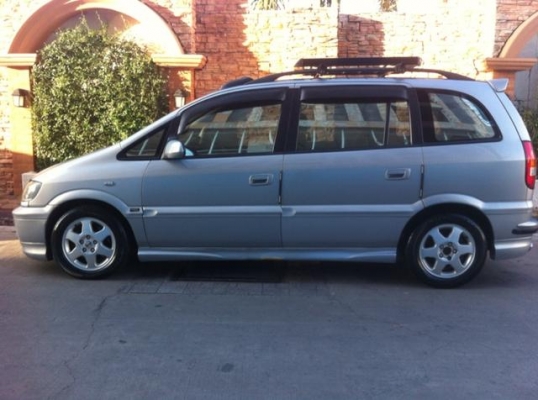 CHEVROLET ZAFIRA 2.2 LUXURY TOURING ปี2004