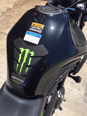 ขาย kawasaki er6n วิ่ง1,4xx ราคา 200,000 บาท