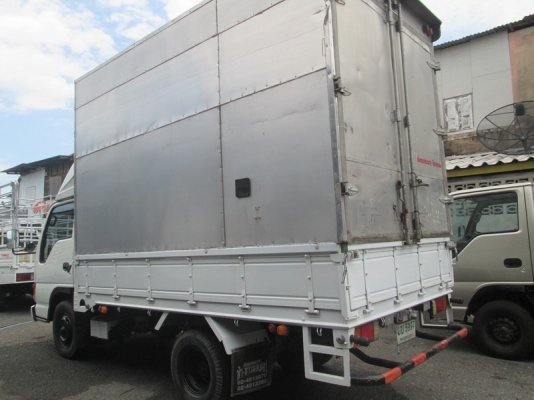 ขายIsuzu NKR 6ล้อ หัวการ์ตูน ไม่ติดเวลา ปี10.