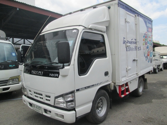 ขายIsuzu NKR 4ล้อ รถห้างรุ่นตาเพชรไฟลาย ไม่ติดเวลา ปี06.