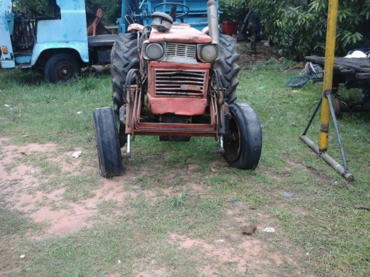 ขายตามสภาพรถไถ28แรงคูโบต้ามีดันหน้ามีพานหลังสภาพที่เห็นลดเหลือ32000บาท ขายตามสภาพรถไถ28แรงคูโบต้ามีดันหน้ามีพานหลังสภาพที่เห็นลดเหลือ32000บาท