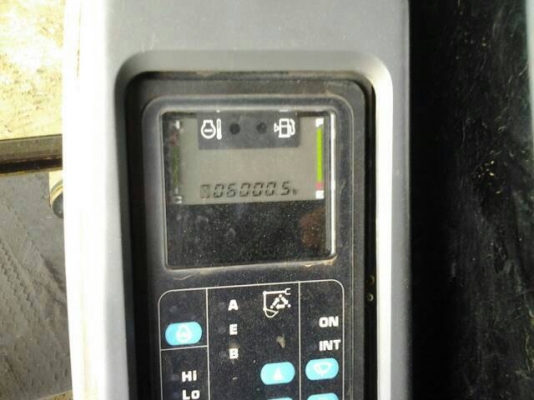 ขายkomatsu PC 200-7