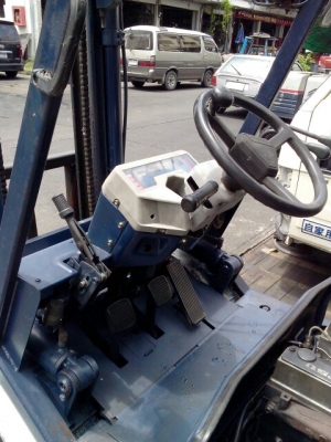 ขายรถยก komatsu fd20-11