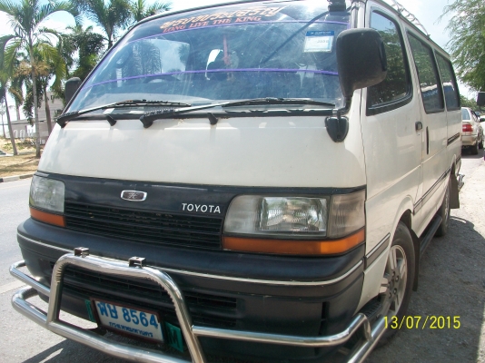 TOYOTA HIACE เครื่องแน่น สภาพสวย สีดี กันชันรอบคัน พร้อมวิ่งใช้งาน
