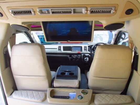 TOYOTA COMMUTER 2.5 ปี 14 เกียMT โทร. 0877758887 นางเบสท์รถตู้ท่าพระ