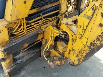 ขาย รถตักหลังขุดล้อยาง KOMATSU WA20 WHEEL LOADER มีอุปกรณ์เสริมขุด ด้านหลัง เก่านอก ญี่ปุ่น