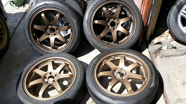 เหลือแต่ล้อเปล่า ล้อแม็กขอบ17 5รู100 ยางnitto 215 45 17 ปลายปี12 สภาพดี เหลือแต่ล้อเปล่า ล้อแม็กขอบ17 5รู100 ยางnitto 215 45 17 ปลายปี12 สภาพดี