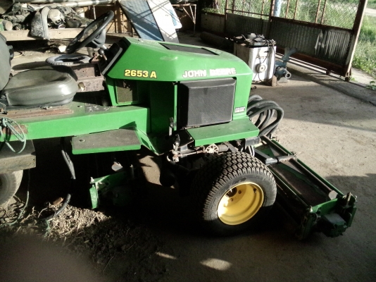 ขายเครื่องตัดหญ้า จอนเดียร์