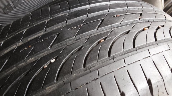 Bridegstone gr90 195 60 15 คู่ละ2200 บ.