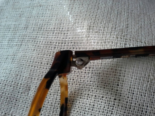 แว่นตา PUMA Germany แว่นตา PUMA Germany