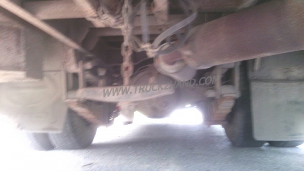 รถบัส ยี่ห้อ BENZ ขนาดความยาว  6.50  เมตร   24  ที่นั่ง เครื่อง DQ100  90 แรงม้า