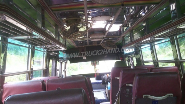 รถบัส ยี่ห้อ BENZ ขนาดความยาว  6.50  เมตร   24  ที่นั่ง เครื่อง DQ100  90 แรงม้า