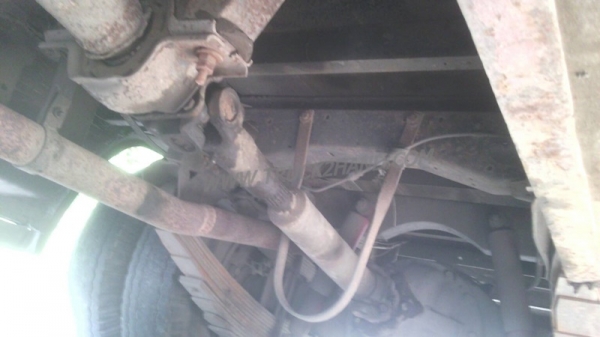 รถบัส ยี่ห้อ BENZ ขนาดความยาว  6.50  เมตร   24  ที่นั่ง เครื่อง DQ100  90 แรงม้า