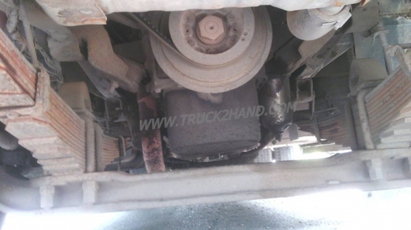 รถบัส ยี่ห้อ BENZ ขนาดความยาว  6.50  เมตร   24  ที่นั่ง เครื่อง DQ100  90 แรงม้า