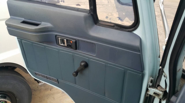 ขายด่วนสิบล้อร็อก195เพลาเดียว ปี39นางฟ้าแท้ รถสวยจัด เดิมมาก สดจริง เดิมทุกชิ้น คัสซีสวยทั้งเส้น เครื่องไม่เคยแกะ การันตีความสวย คันนี้ซื้อไปใช้อย่างเดียวไม่ต้องซ่อม รถสภาพนี้หายากคับ