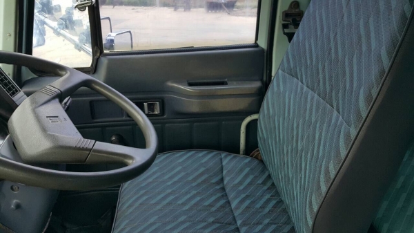 ขายด่วนสิบล้อร็อก195เพลาเดียว ปี39นางฟ้าแท้ รถสวยจัด เดิมมาก สดจริง เดิมทุกชิ้น คัสซีสวยทั้งเส้น เครื่องไม่เคยแกะ การันตีความสวย คันนี้ซื้อไปใช้อย่างเดียวไม่ต้องซ่อม รถสภาพนี้หายากคับ