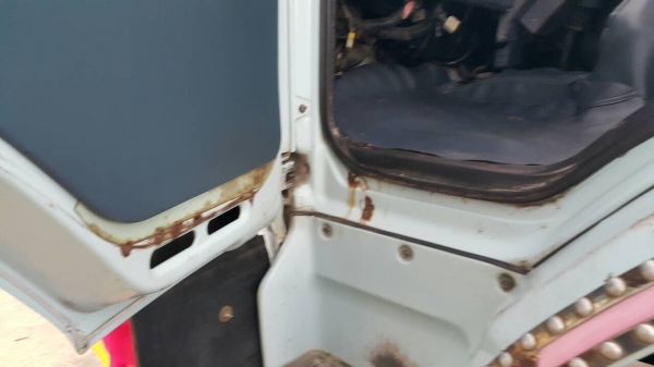 ขายด่วนสิบล้อร็อก195เพลาเดียว ปี39นางฟ้าแท้ รถสวยจัด เดิมมาก สดจริง เดิมทุกชิ้น คัสซีสวยทั้งเส้น เครื่องไม่เคยแกะ การันตีความสวย คันนี้ซื้อไปใช้อย่างเดียวไม่ต้องซ่อม รถสภาพนี้หายากคับ