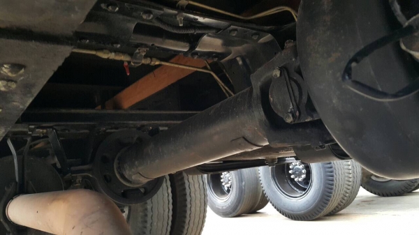 ขายด่วนสิบล้อร็อก195เพลาเดียว ปี39นางฟ้าแท้ รถสวยจัด เดิมมาก สดจริง เดิมทุกชิ้น คัสซีสวยทั้งเส้น เครื่องไม่เคยแกะ การันตีความสวย คันนี้ซื้อไปใช้อย่างเดียวไม่ต้องซ่อม รถสภาพนี้หายากคับ