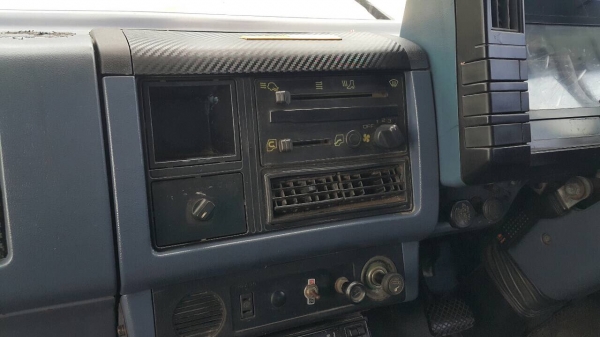 ขายด่วนสิบล้อร็อก195เพลาเดียว ปี39นางฟ้าแท้ รถสวยจัด เดิมมาก สดจริง เดิมทุกชิ้น คัสซีสวยทั้งเส้น เครื่องไม่เคยแกะ การันตีความสวย คันนี้ซื้อไปใช้อย่างเดียวไม่ต้องซ่อม รถสภาพนี้หายากคับ