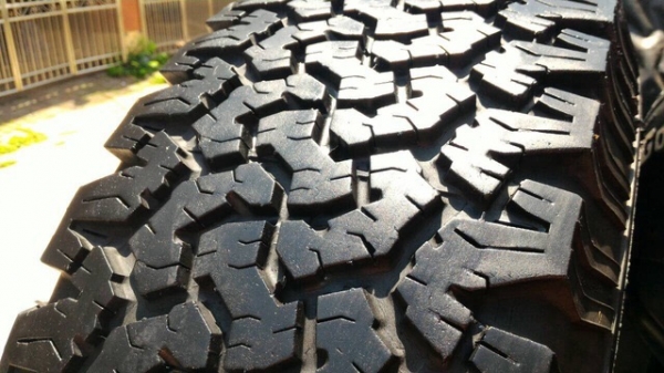 ขายล้อใหม่ ล้อเล็บเหยี่ยว Rhino 8 x 16 พร้อมยาง BF ขายล้อใหม่ ล้อเล็บเหยี่ยว Rhino 8 x 16 พร้อมยาง BF