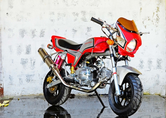 มอบของขวัญลดราคา  มังกี้ ลดราคา มี ให้ เลือกหลากหลายแบบ ไม่ซ้ำ ขับสนุก ขับมัน ทนทาน เรากล้า รับประกัน 100\%***มอบของขวัญลดราคาต้อนรับสงกรานต์ !!!! มังกี้ ลดราคา มี ให้ เลือกหลากหลายแบบ ไม่ซ้ำ ขับสนุก ขับมัน ทนทาน เรากล้า รับประกัน 100\%**