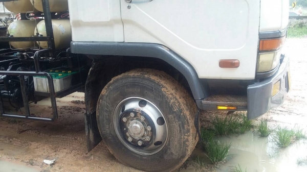 ขายหัวลากไอ้หลง MMTFN627 เครื่อง 260 แรงม้า แก๊ส NGV พร้อมหางเทนเลอร์ 3 เพลา 12 เมตร อู่ PANUS ทะเบียนพร้อมโอนครับ ขายหัวลากไอ้หลง MMTFN627 เครื่อง 260 แรงม้า แก๊ส NGV พร้อมหางเทนเลอร์ 3 เพลา 12 เมตร อู่ PANUS ทะเบียนพร้อมโอนครับ