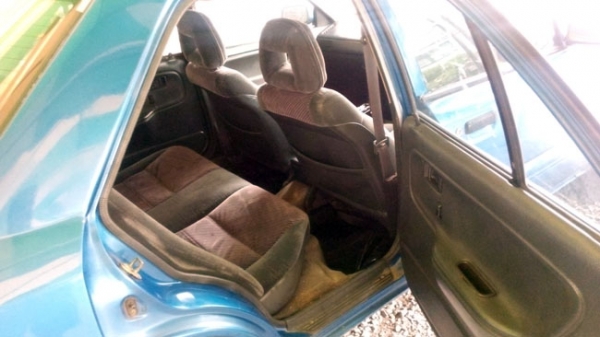 ขาย 323 คัลเรอร์คี ปี93 ตัวtopติดLPGไฟฟ้าทั้งคัน