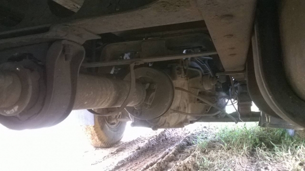 ขาย 6 ล้อ ISUZU KS เครื่อง 4BD1 115 แรงม้า คัสซีสวยตลอดเส้น เก๋งสวยไม่ผุ มีคอกเหล็กพร้อมบรรทุก ทะเบียนพร้อมโอนครับ