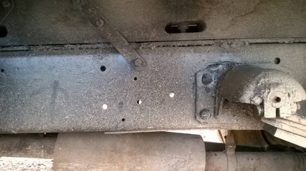 ขาย 6 ล้อ ISUZU KS เครื่อง 4BD1 115 แรงม้า คัสซีสวยตลอดเส้น เก๋งสวยไม่ผุ มีคอกเหล็กพร้อมบรรทุก ทะเบียนพร้อมโอนครับ